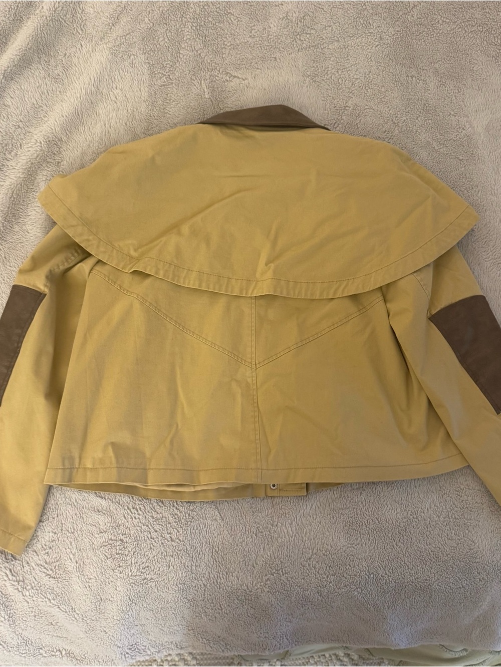 Avec Les Filles Cape Cropped Trench - Picture 4 of 5